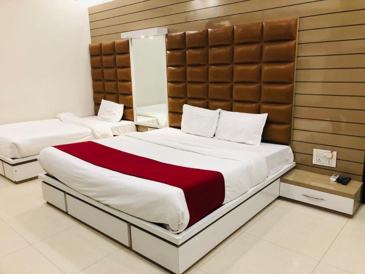 Hotel Blessing Bells, Fazilka Экстерьер фото